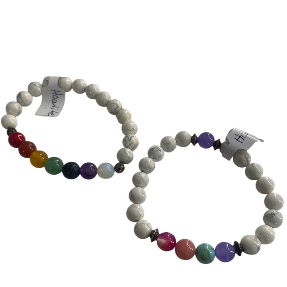 Howlite White,Grey, gemstones with multi colored gemstone center, Bracelet - Picture 4 of 5